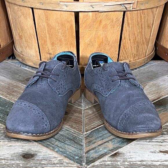Toms Brogue Gray Suede Cap Toe Casual Lace Up Oxfords Shoes Womens Size 5.5 - Picture 7 of 11